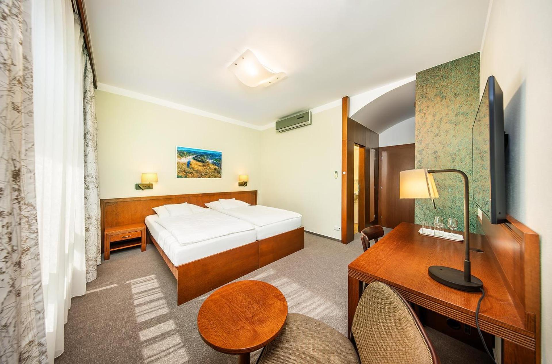 חנניצה Wellness Hotel Happy Star מראה חיצוני תמונה