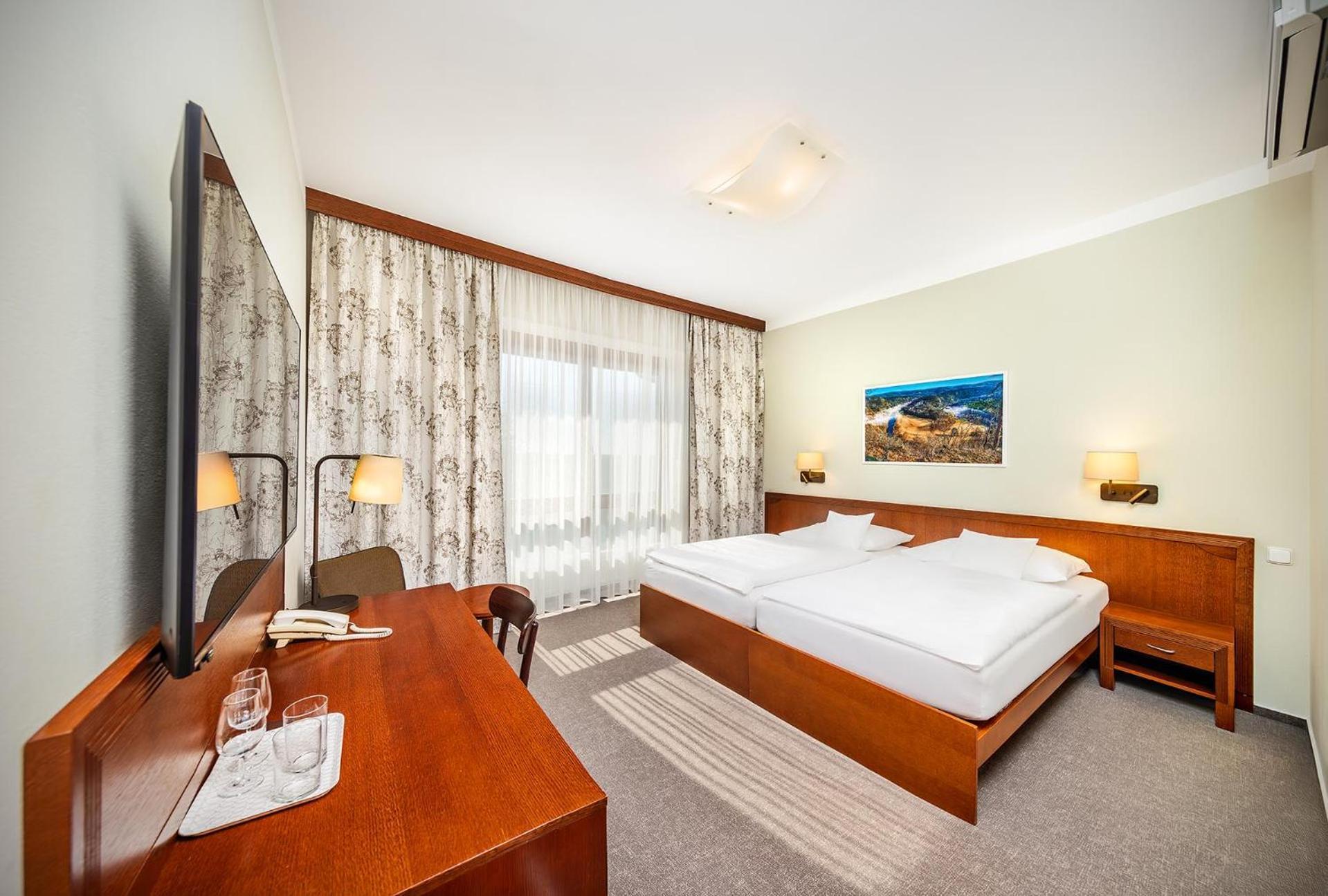 חנניצה Wellness Hotel Happy Star מראה חיצוני תמונה