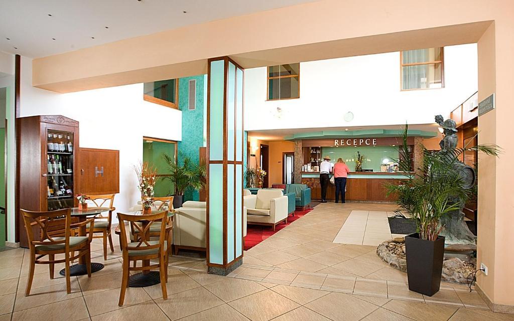 חנניצה Wellness Hotel Happy Star מראה חיצוני תמונה